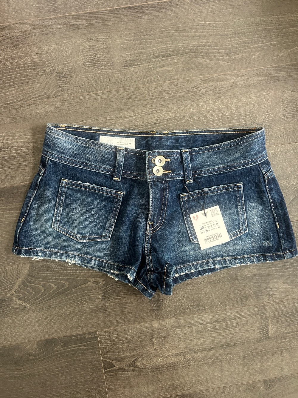 NWT ZARA Y2K 2000s Low Rise Denim Micro Shorts Booty Shorts / Size 4
